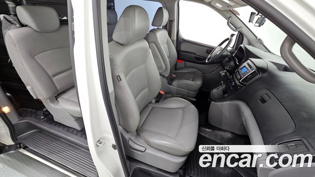 Hyundai Starex 2018 — photo 23