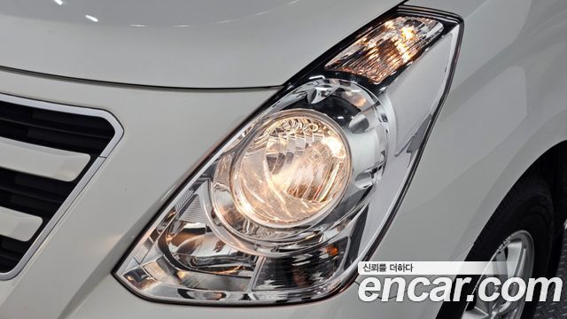 Hyundai Starex 2018 — photo 8