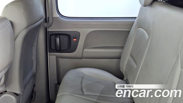 Hyundai Starex 2018 — photo 15
