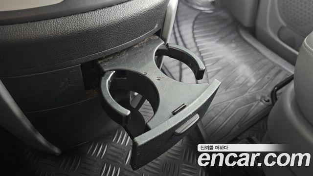 Hyundai Starex 2018 — photo 29