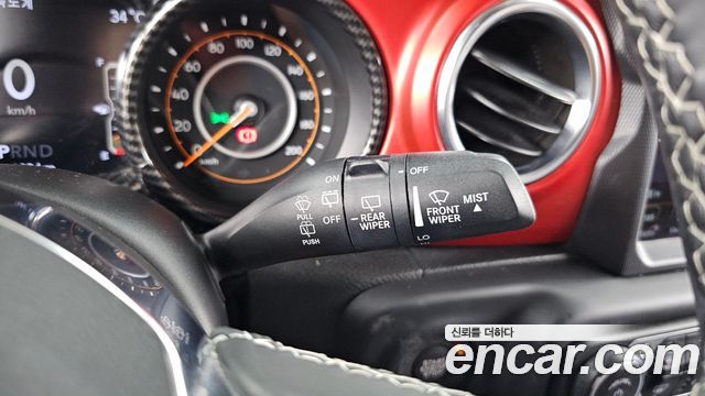 Jeep Wrangler 2018 — photo 27