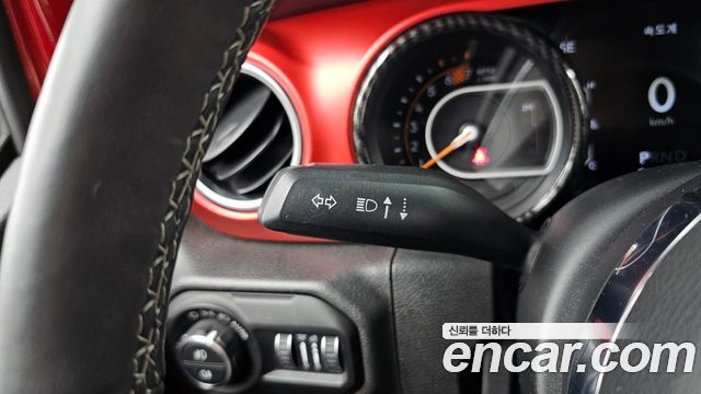 Jeep Wrangler 2018 — photo 29
