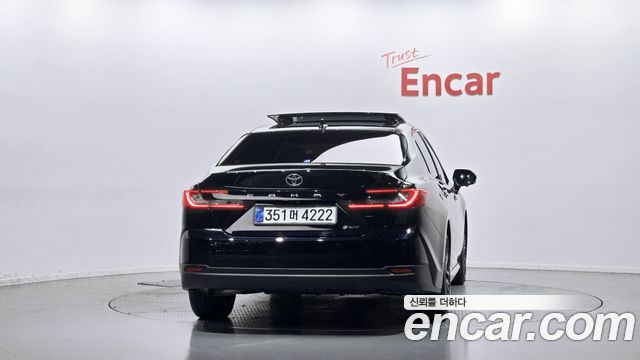 Toyota Camry 2025 — photo 4