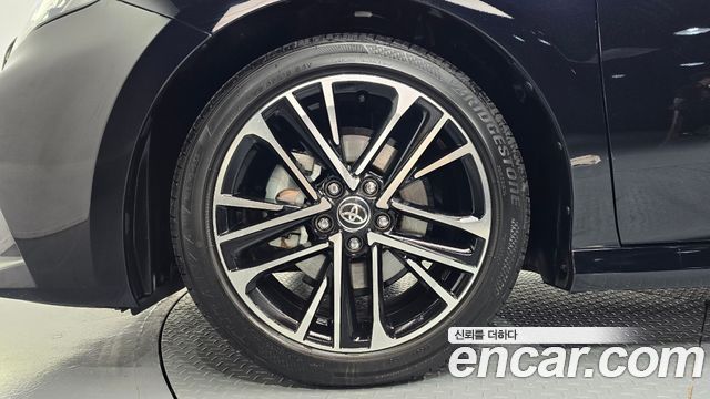 Toyota Camry 2025 — photo 5
