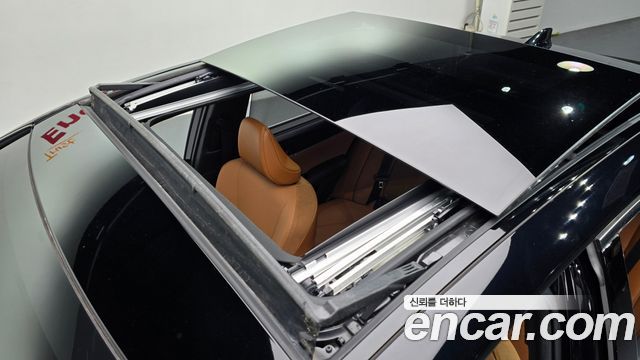 Toyota Camry 2025 — photo 24
