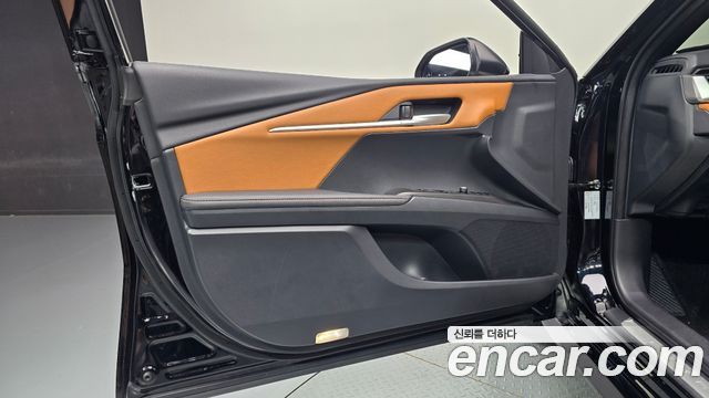 Toyota Camry 2025 — photo 14