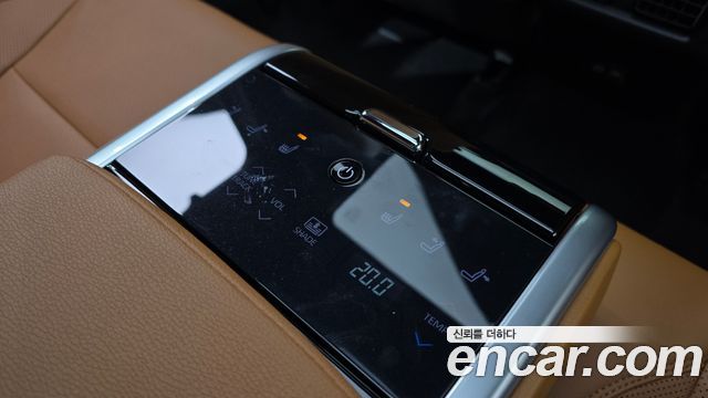 Toyota Camry 2025 — photo 27
