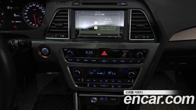 Hyundai Sonata 2017 — photo 16