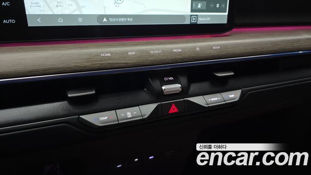 Kia EV9 2024 — photo 18