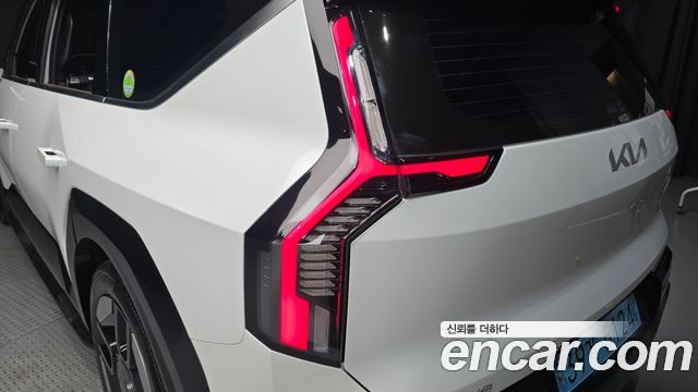 Kia EV9 2024 — photo 9