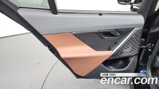BMW i5 2024 — photo 15