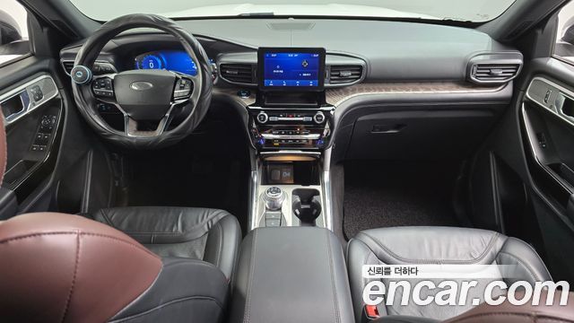 Ford Explorer 2022 — photo 10