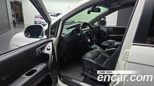 KG Mobility KORANDO 2017 — photo 13