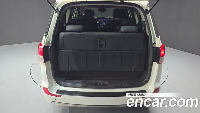 KG Mobility KORANDO 2017 — photo 21