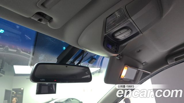 KG Mobility KORANDO 2017 — photo 22
