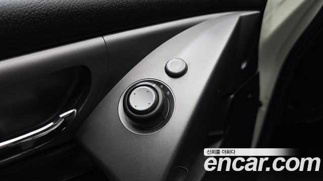 KG Mobility KORANDO 2017 — photo 25