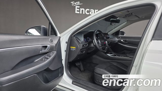 Hyundai Sonata 2020 — photo 13