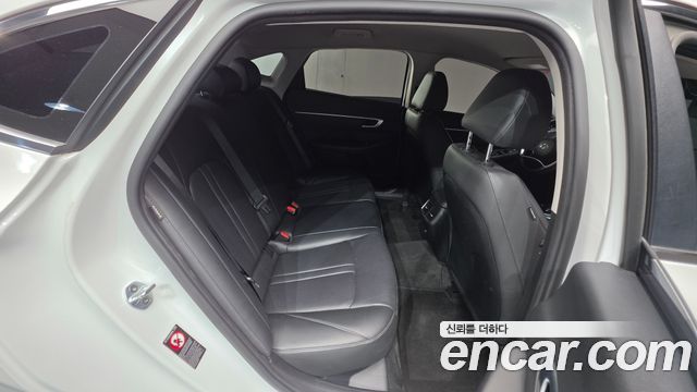 Hyundai Sonata 2020 — photo 24