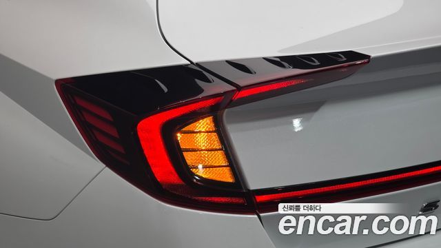 Hyundai Sonata 2020 — photo 9