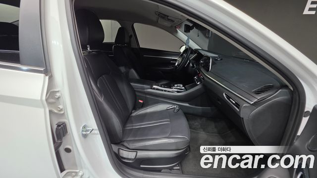 Hyundai Sonata 2020 — photo 16