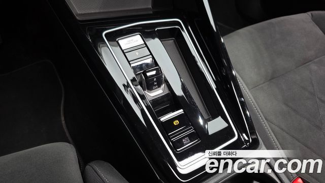 Volkswagen Golf 2024 — photo 12
