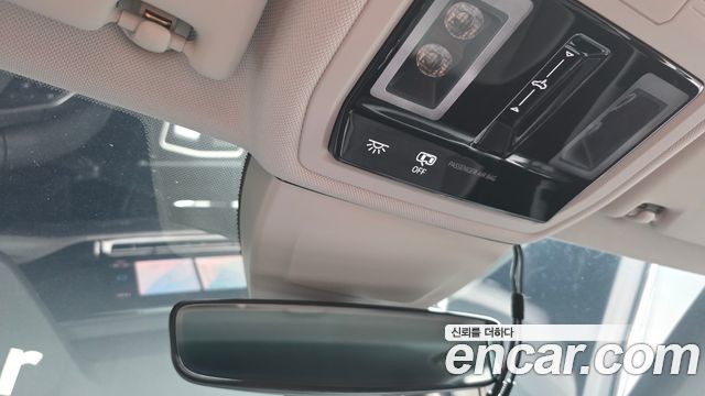 Volkswagen Golf 2024 — photo 25