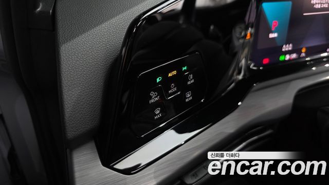 Volkswagen Golf 2024 — photo 27