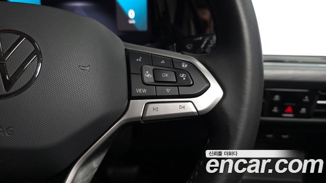 Volkswagen Golf 2024 — photo 29