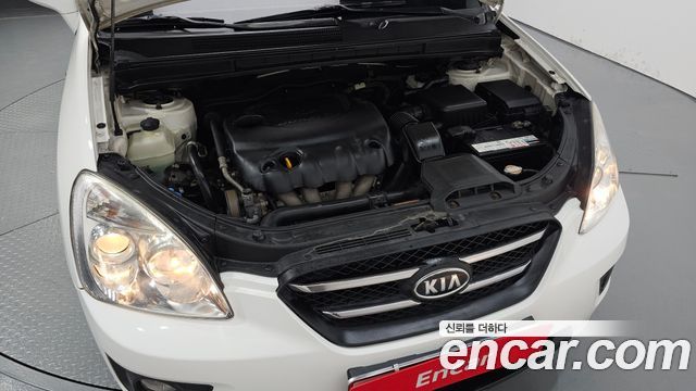 Kia Carens 2009 — photo 6