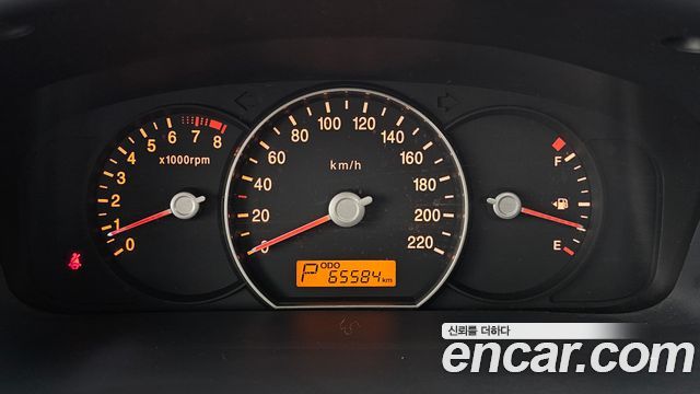 Kia Carens 2009 — photo 8