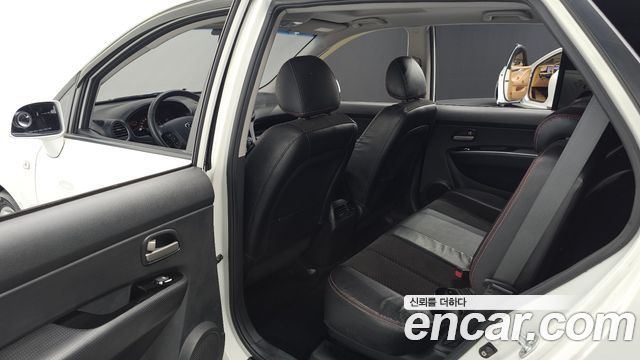 Kia Carens 2009 — photo 12
