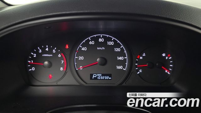 Hyundai Starex 2021 — photo 11