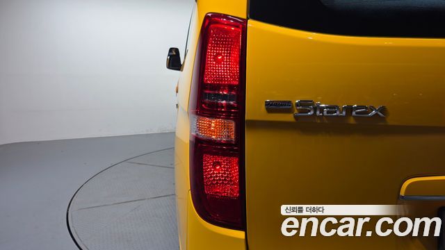 Hyundai Starex 2021 — photo 9