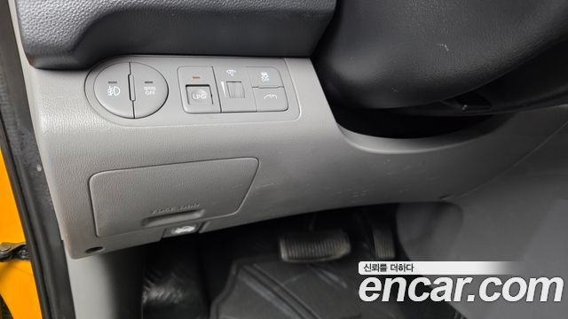 Hyundai Starex 2021 — photo 28