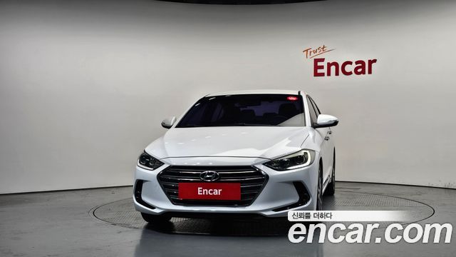 Hyundai AVANTE 2017 — photo 3