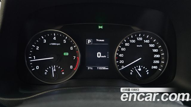 Hyundai AVANTE 2017 — photo 8