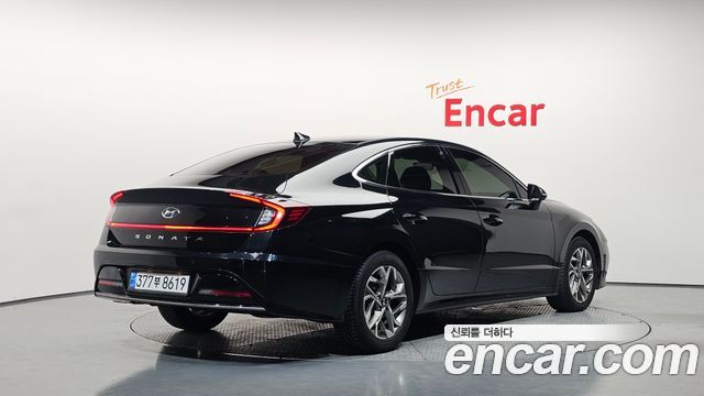 Hyundai Sonata 2022 — photo 2