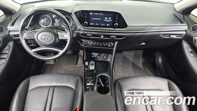 Hyundai Sonata 2022 — photo 7