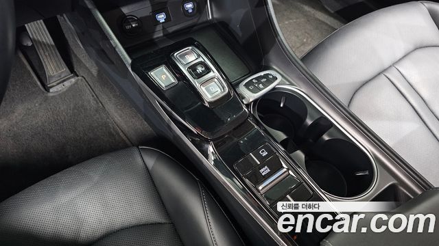 Hyundai Sonata 2022 — photo 9