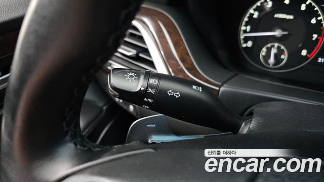 Genesis EQ900 2018 — photo 16