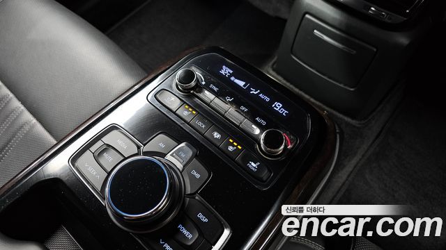Genesis EQ900 2018 — photo 19
