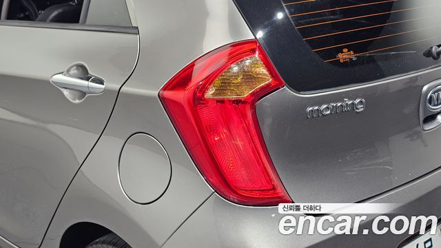 Kia morning 2012 — photo 9