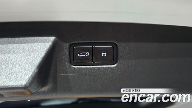 Hyundai Santafe 2024 — photo 16