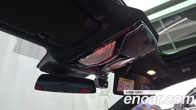 BMW 8-Series 2021 — photo 25