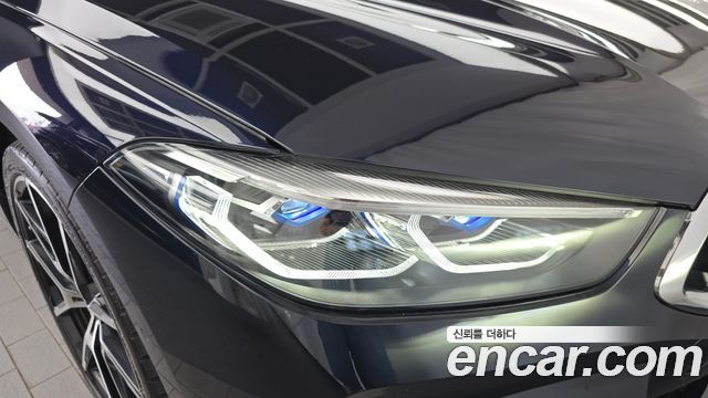 BMW 8-Series 2021 — photo 8