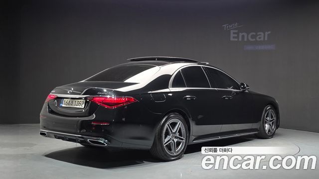 Mercedes-Benz S-Class 2022 — photo 2