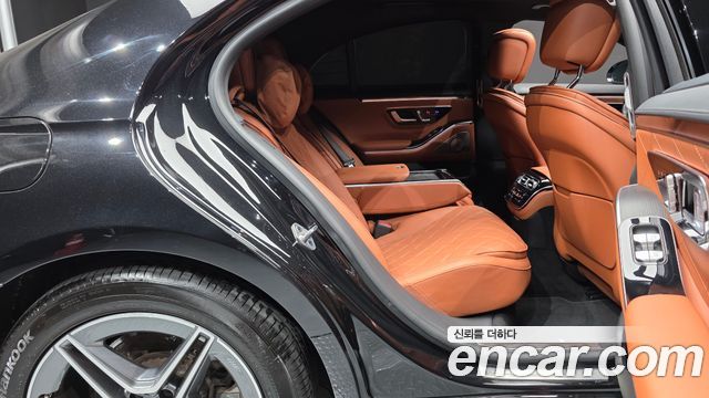 Mercedes-Benz S-Class 2022 — photo 17