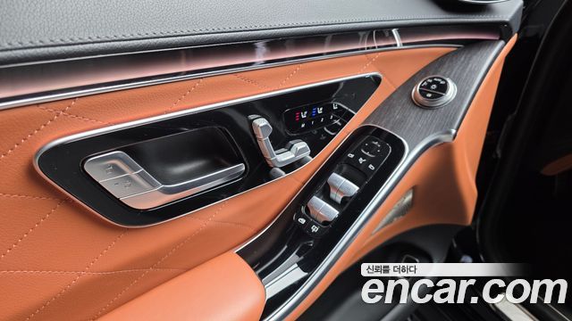 Mercedes-Benz S-Class 2022 — photo 25