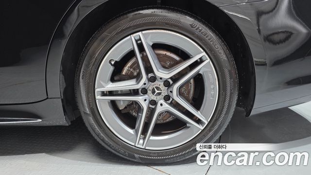 Mercedes-Benz S-Class 2022 — photo 7