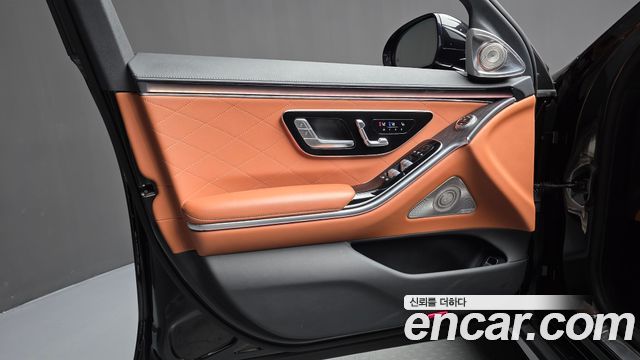 Mercedes-Benz S-Class 2022 — photo 14